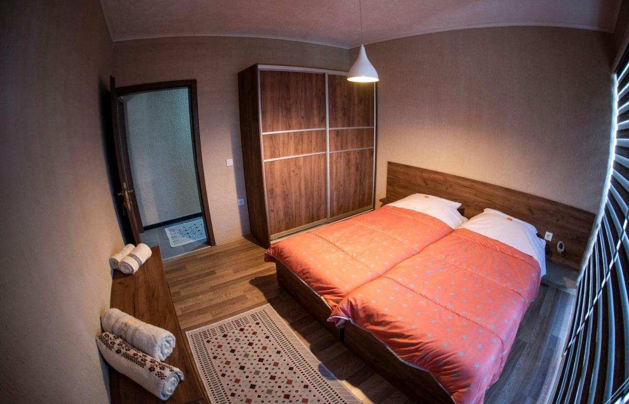 DIONIS Rooms&Apartments Prilep Buitenkant foto