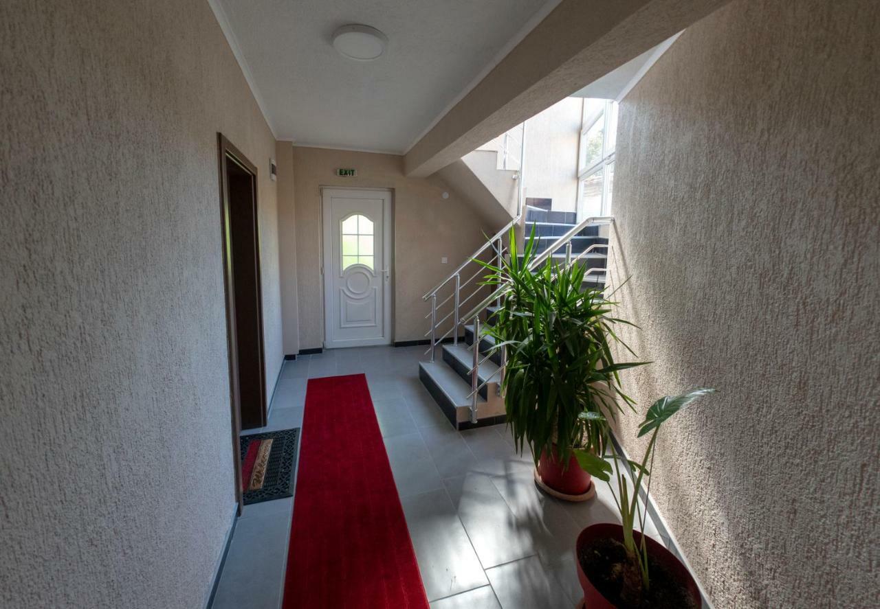 DIONIS Rooms&Apartments Prilep Buitenkant foto