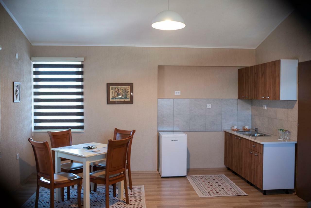 DIONIS Rooms&Apartments Prilep Buitenkant foto